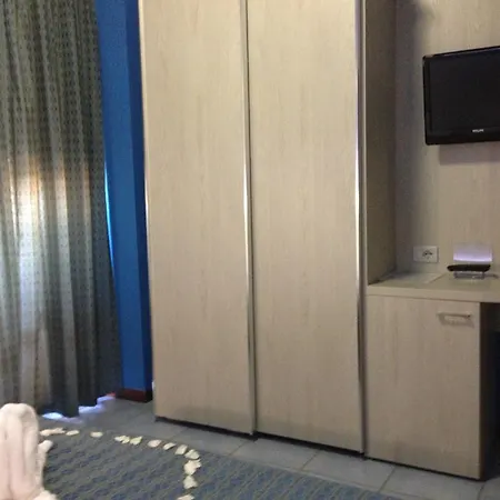 Ξενοδοχείο Astoria 3*