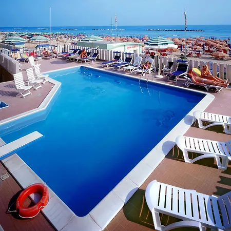 Astoria Szálloda 3*
